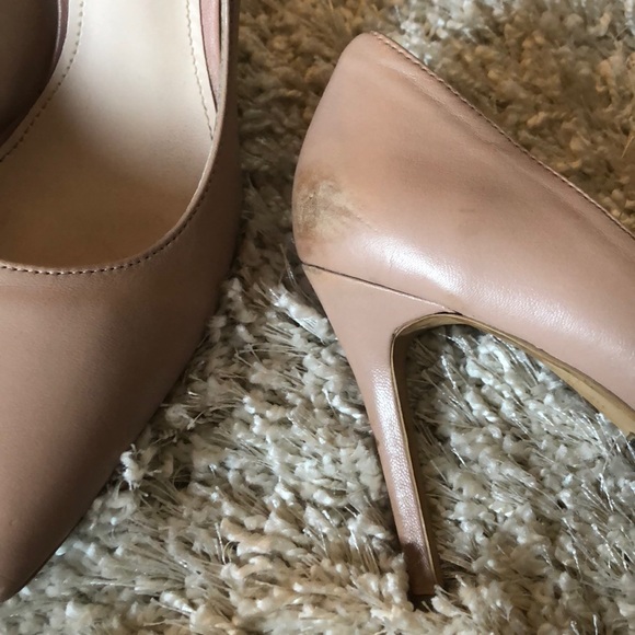 Victoria’s Secret brand Blush pointy pumps - Picture 3 of 6